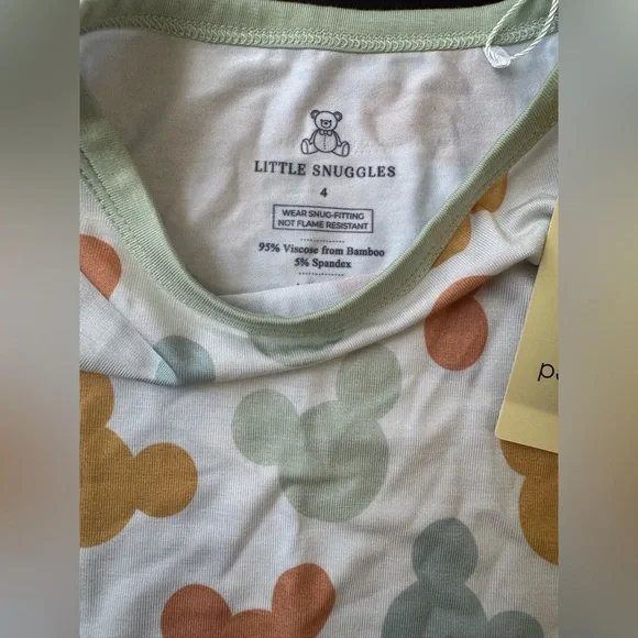 Charlie’s Project/Little Snuggles Disney Two Piece Short Sleeve Pajama Set - Picture 4 of 8